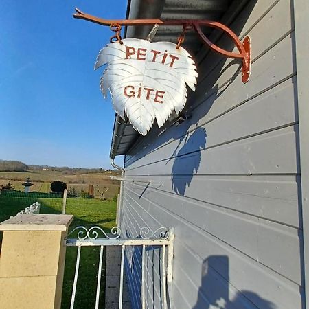 Gite Les Deux Meules Sainte-Colombe  المظهر الخارجي الصورة